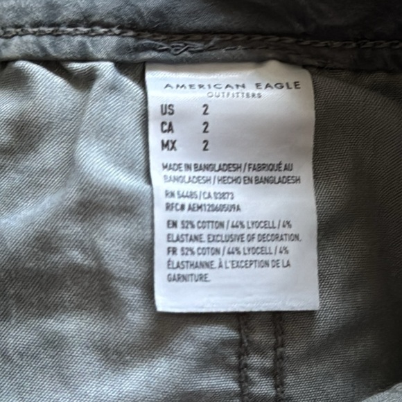 American Eagle Outfitters Super Stretch chinos gray shorts Sz 2 - Picture 8 of 9